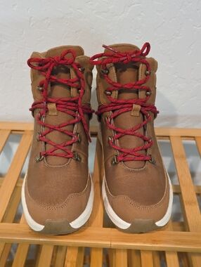 New* Universal Thread Brown Hiking-Style Lace-Up Boots with Red Laces